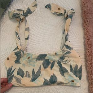Billabong x Salty Blonde Swimsuit Top- Size M, New w/o Tags